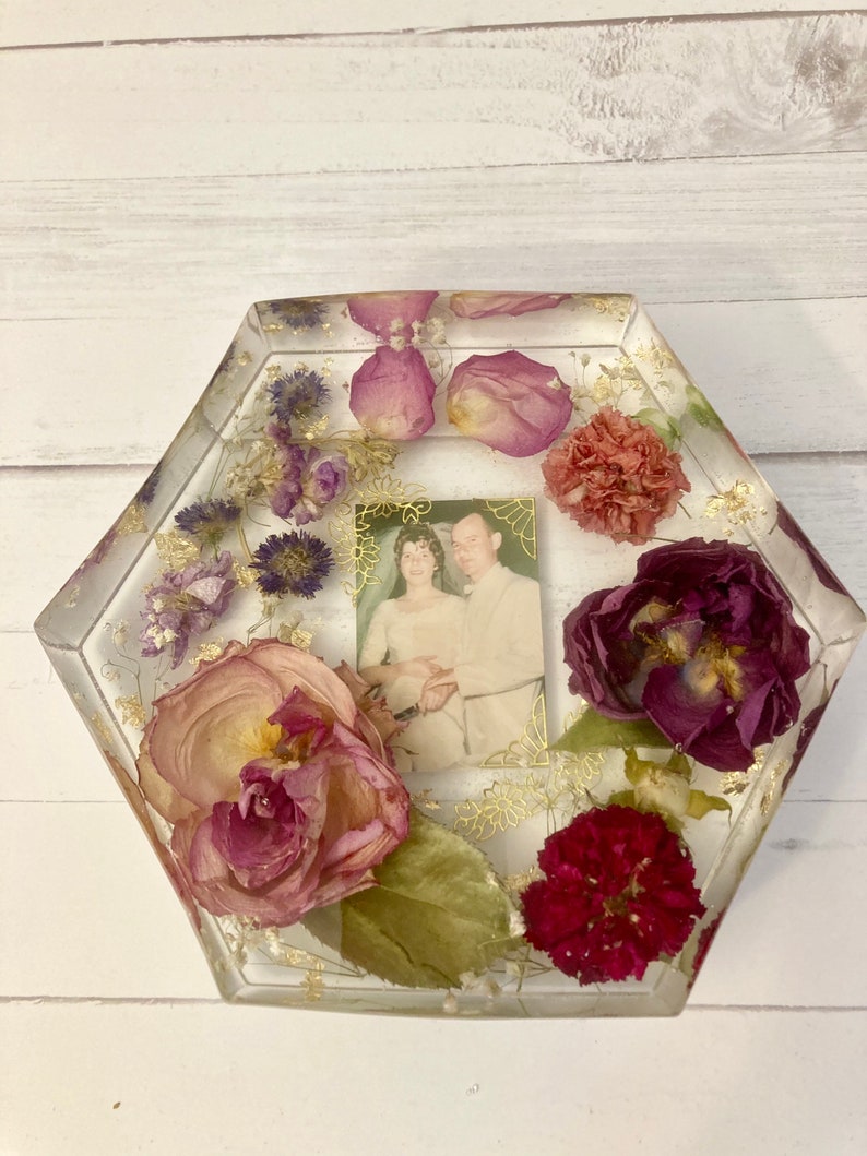CUSTOM Funeral Flower Keepsake or Dried Wedding Flower Resin Etsy