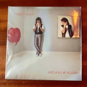 Robert Plant Pictures at eleven Vintage vinyl record 1982 Original LP