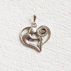 Vintage Heart pendant Mother&#39;s day gift  Sterling silver Mother and child pendant Mother gift Vintage jewelry Necklace for woman