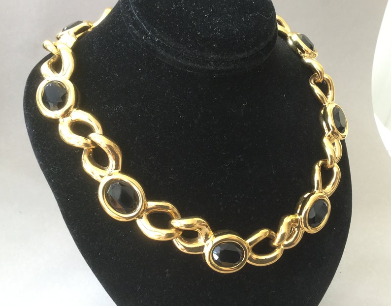 Nina Ricci Gold Plate Link Necklace