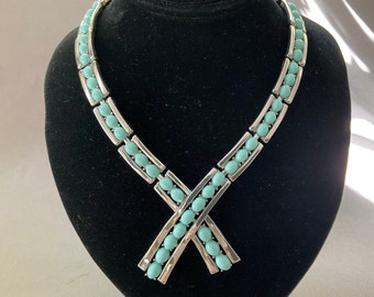 Trifari Crossover Faux Turquoise Silver Tone Link Lariat/Y Necklace