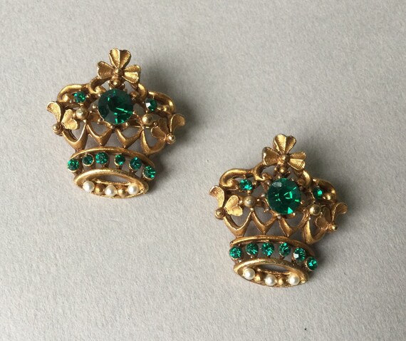 Royal Crown Jeweled Gold Tone Scatter Pins - image 4
