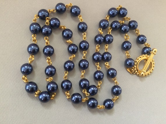 Joan Rivers Glass Pearl Midnight Blue Necklace - image 3