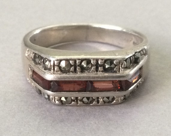 Sterling Silver Minimalist Garnet Baguette Marcas… - image 1