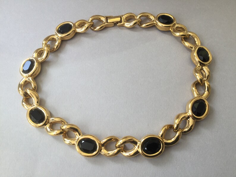 Nina Ricci Gold Plate Link Necklace