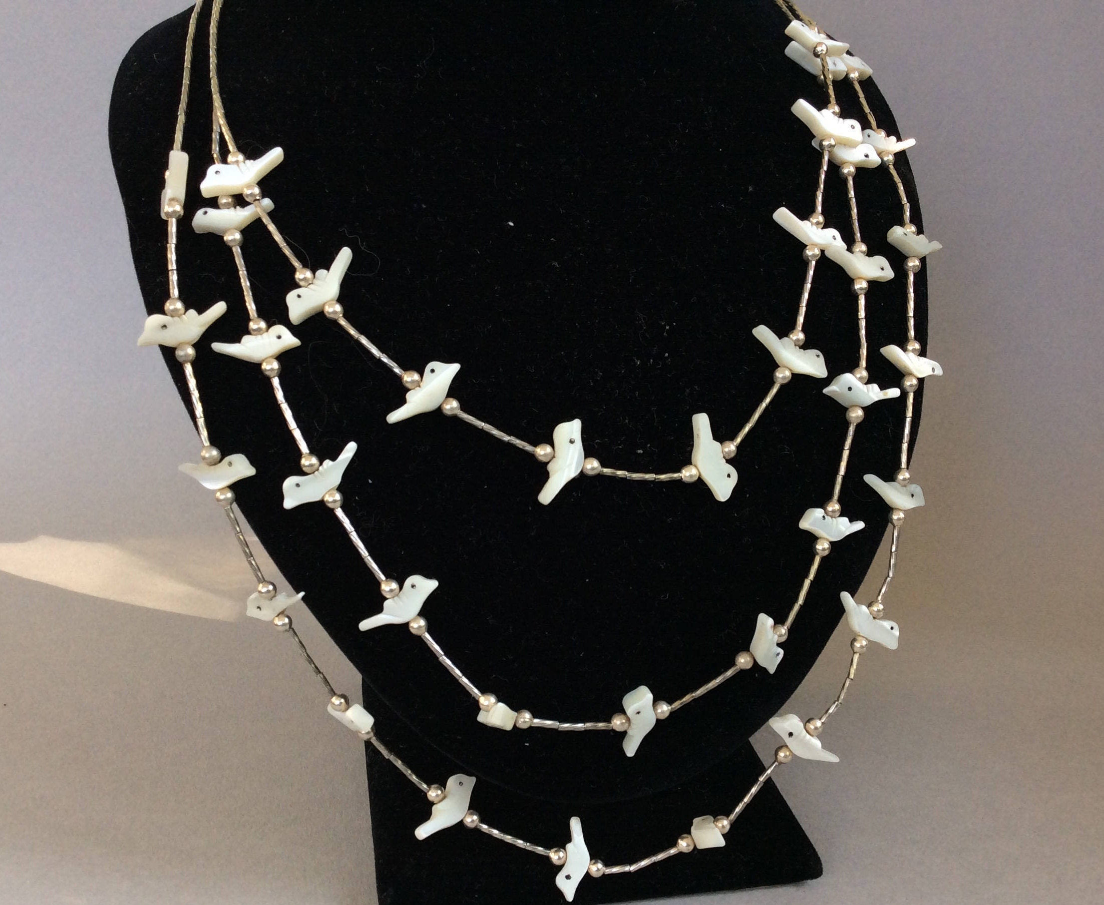 Enchanting Vintage Native American Zuni Sterling Silver Bird Fetish Necklace Enchanting Vintage Native American Zuni Sterling Silver Bird Fetish Necklace