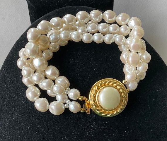 Carolee Gold Tone Faux Baroque Four Strand Pearl Bracelet Etsy Canada