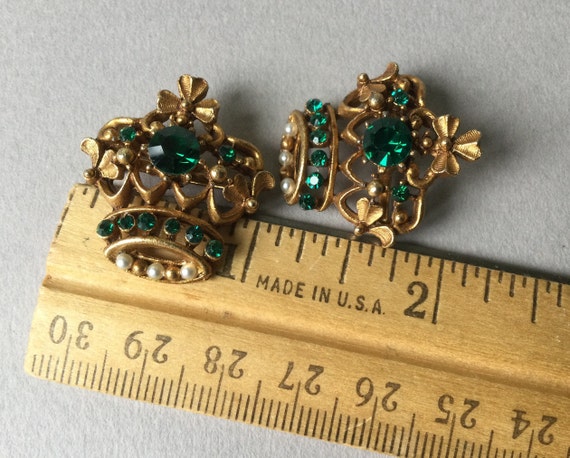 Royal Crown Jeweled Gold Tone Scatter Pins - image 7