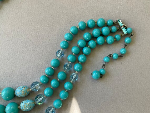 Turquoise Glass Three Strand Graduated Bead Neckl… - image 8