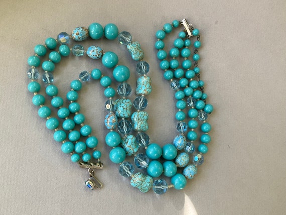 Turquoise Glass Three Strand Graduated Bead Neckl… - image 3