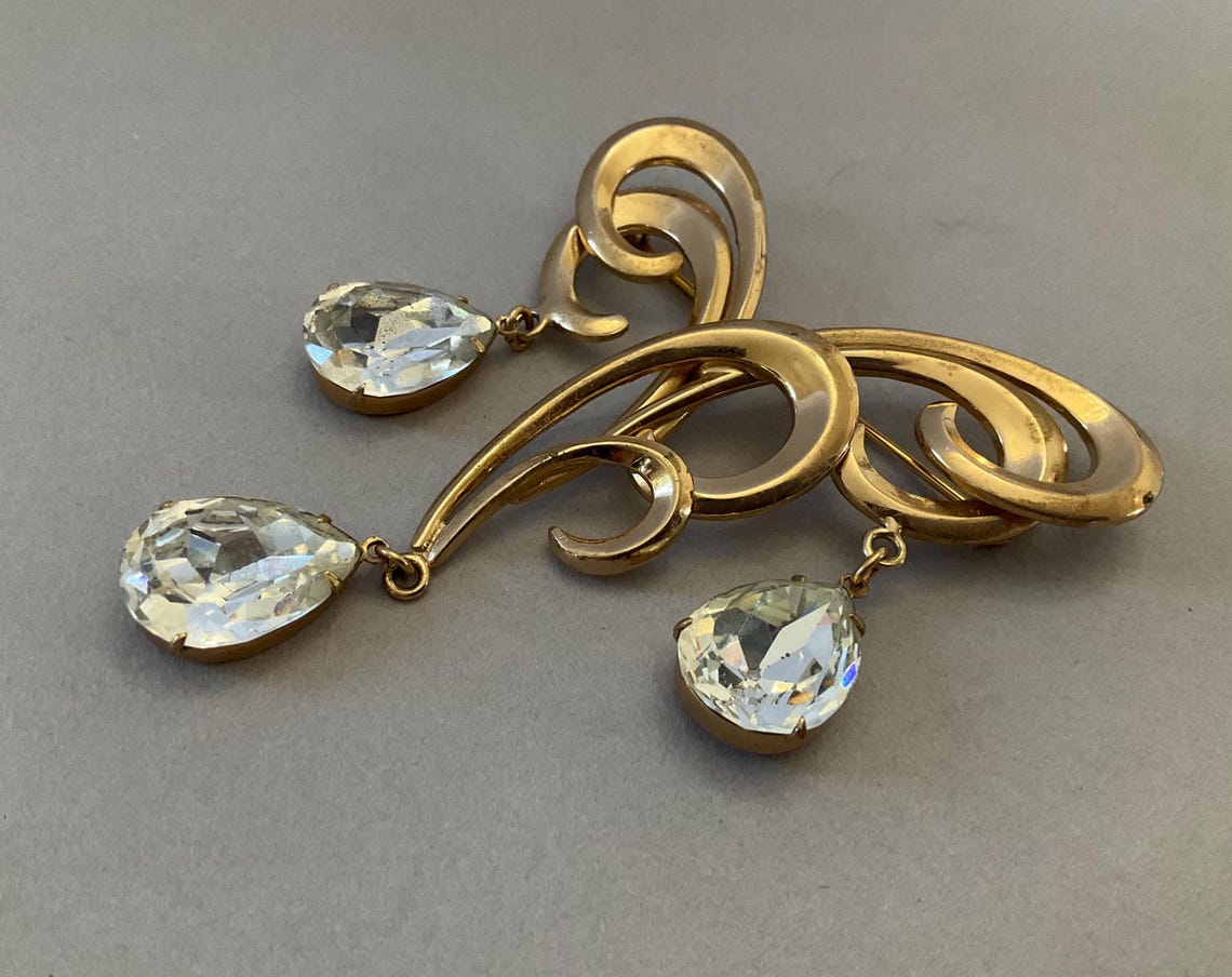 Napier Gold Tone Dangling Teardrop Crystals Brooch/pin - Etsy