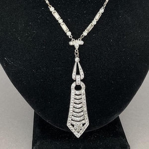 Edwardian Style Rhinestone Pendant Necklace: Art Deco Silver Tone Chain