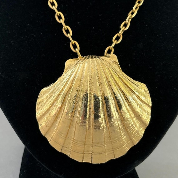 Revlon Intimate Solid Perfumerie and Pendant Gold… - image 1