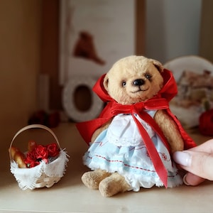 Vintage Topsy Turvy peluche Cappuccetto Rosso Doll-3 in 1 Nonna Lupo  10Lamont condizioni di pubblicazione è usato in buone condizioni -   Italia