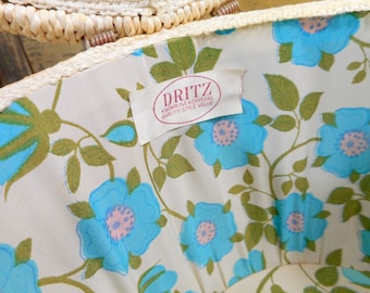 Dritz Sewing Basket, Vintage Woven Round Sewing Basket, Satin Top Turquoise Flowers, Seamstress Gift