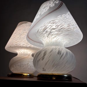 Certified Murano Glass Mushroom Lamps – Pair by La Fenice (1970s), Vetro Artistico Murano