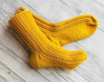 Hand knitted Wool Socks Extra thick socks Warm Winter socks, Yellow Socks, Cold feet socks, Women and men socks, couple matching clothing