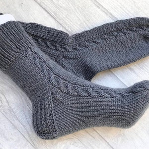 Hand Knit Men Socks - Wool Socks Men - Hand Knit Socks for Man - Hand Knit Socks for Adult - Christmas Socks for Man - Slipper Socks Men