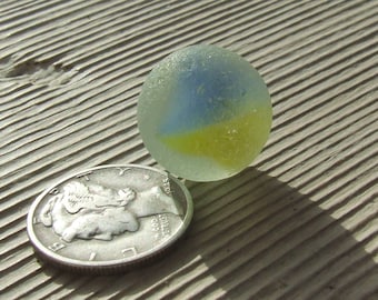 beautiful sea marble, vintage, well glazed, authentic sea find 2119