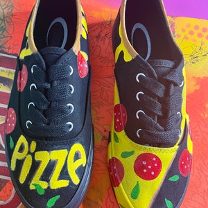 Custom Black Canvas Sneaker | Hand Painted design | PIZZA LOVE