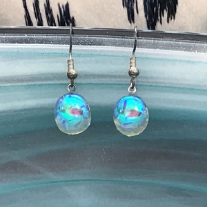 Enchanted Spectrum: Oval Dichroic Fused Glass Earrings in Mesmerizing Blues and Purples