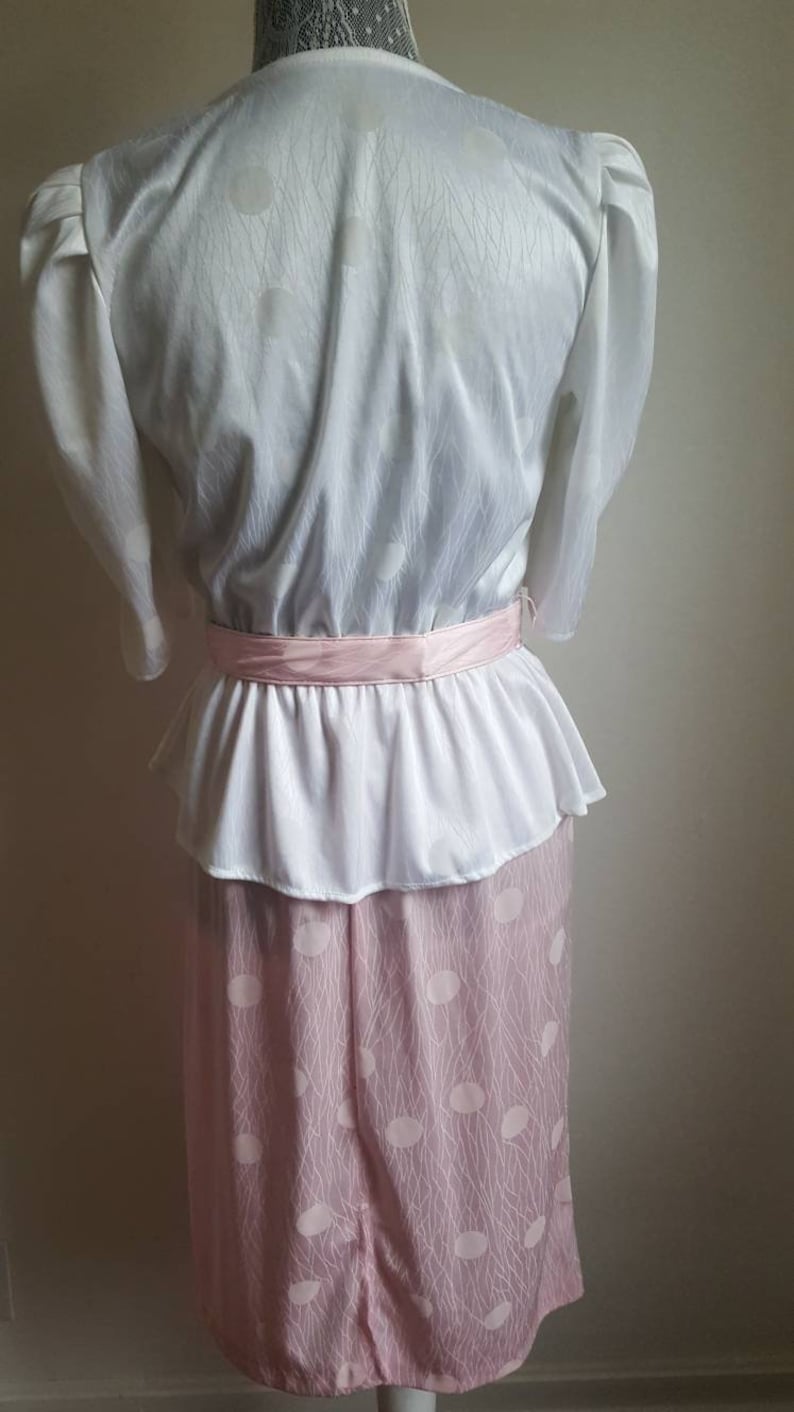 Vintage midi dress with polka dots. Retro 70s dress Vintage 1970s peplum dress 70/'s women/'s vintage dress Pink and white vintage dress