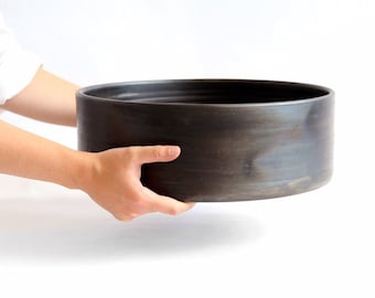 Handmade Pottery Serving Platter: Large Earthenware Fruit Bowl, Scandinavian Decor