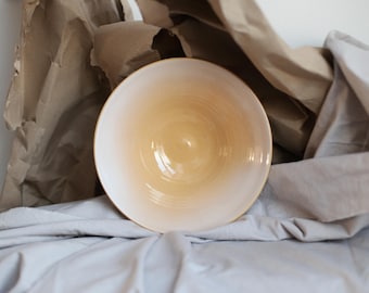 Sand color bowl with white ombre effect - Ceramic Network