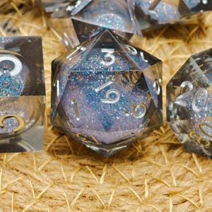 Liquid Dice, Handmade Liquid Core Dice Set for Dungeons and Dragons, Liquid Core D and D Dice Set for Gifts, RPG MTG Dice Set