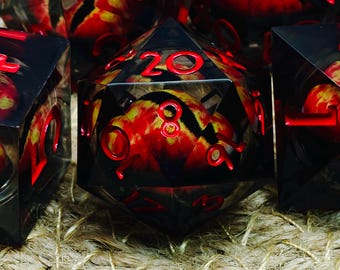 Black Red Dragon Eye Dice Liquid Core Dice Set, Handmade Sharp Edge Resin Dice for DnD, RPG, Tabletop Games, D20 Dice Set, DND Player Gift