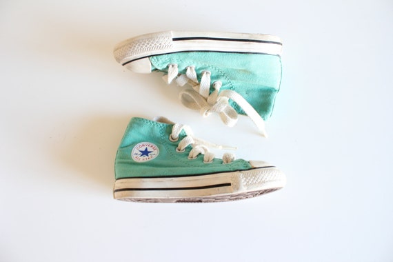 toddler green converse sneakers