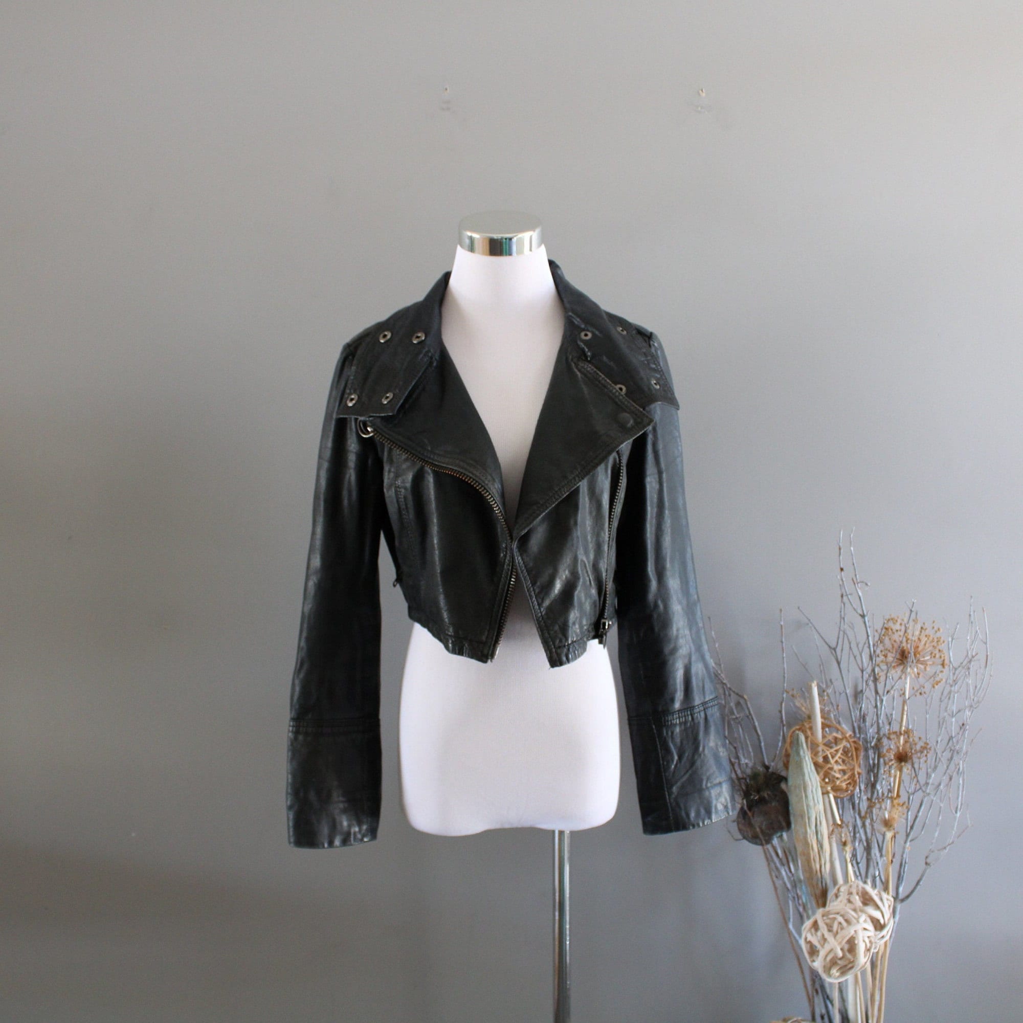 一番の Vintage Black Motor Jacket Biker Cropped Leather Genuine ジャケット・アウター