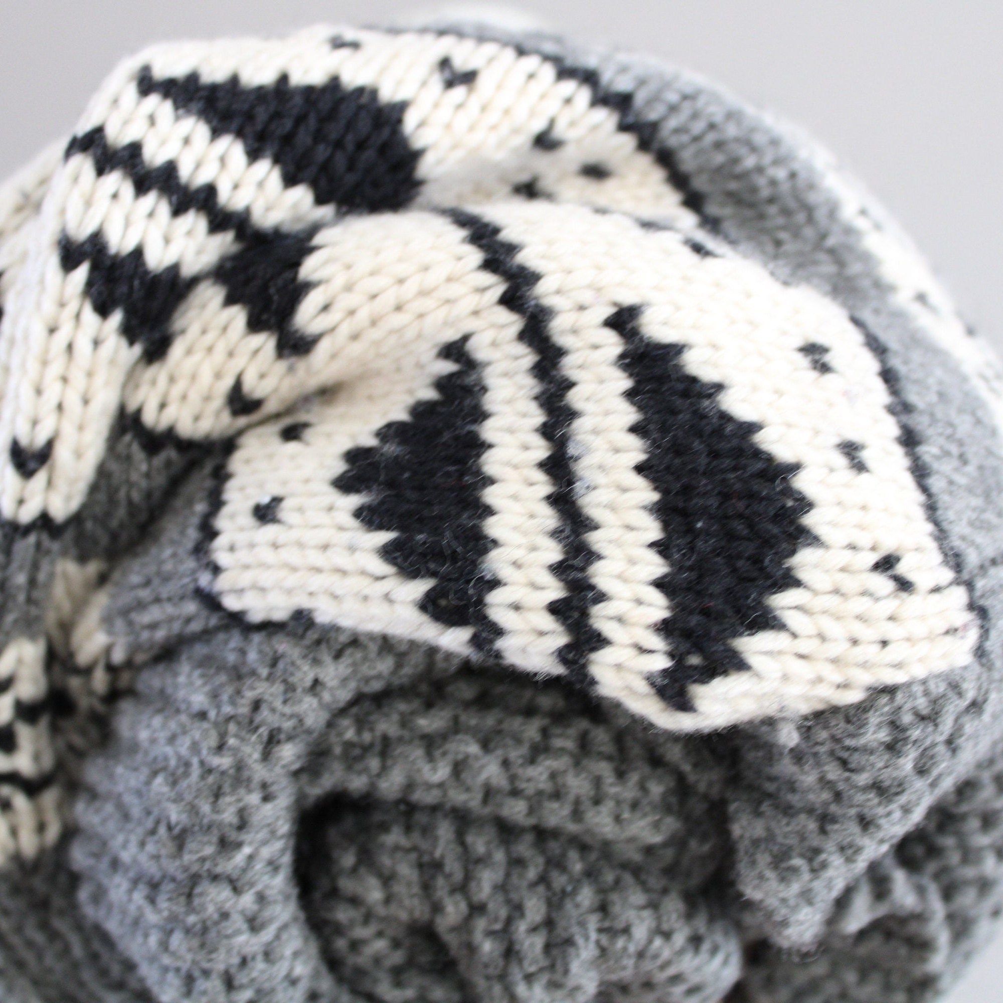 Vintage TNA Wool Cowichan Sweater Nordic Icelandic Grey