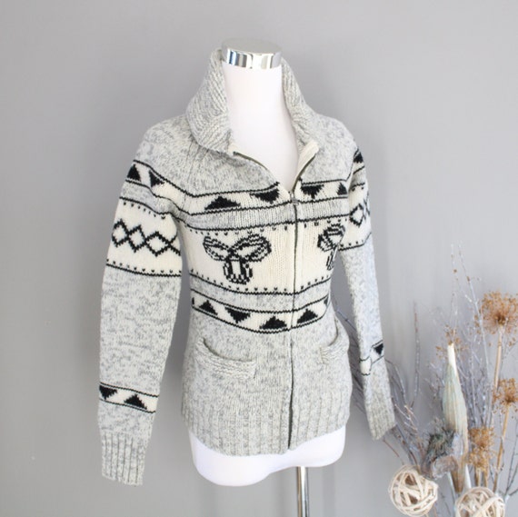 Vintage TNA Wool Cowichan Cardigan Light Grey Chu… - image 1