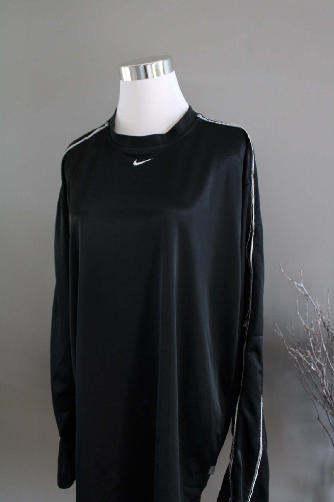 Nike Long T-shirt Nike Black Pullover Long Sleeves Activewear | Etsy