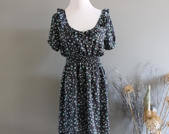Vintage Daisy Floral Dress: Ruffle Neck Satin Empire Dress