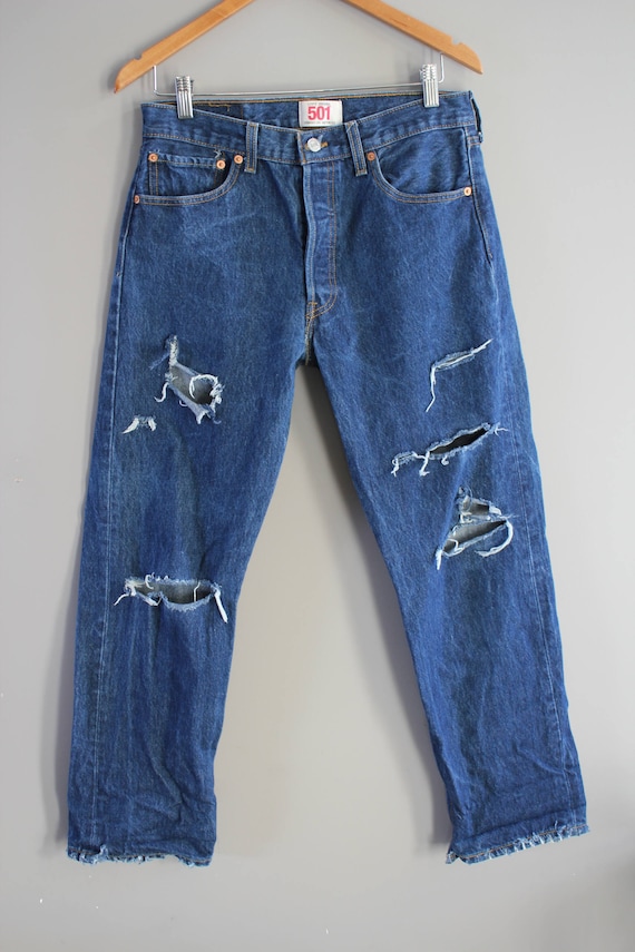 32 levis size