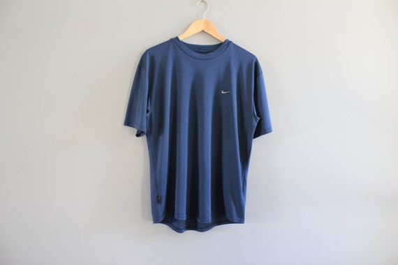 t shirt nike retro