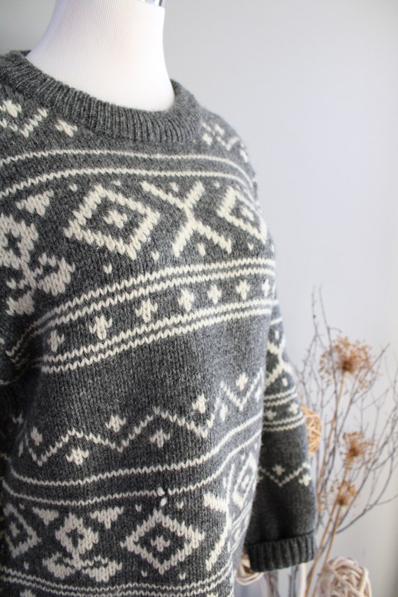 Vintage Handmade Wool Chunky Knit Jumper Grey Nor… - image 3