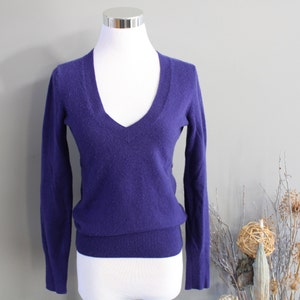 Vintage 100% Cashmere Sweater Purple Soft Sweater Slim Fit Minimalist Size XS K369A