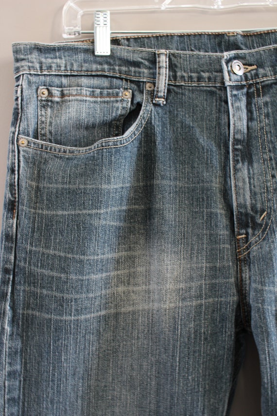Levis 505 Jeans stonewashed dark blue regular fit… - image 5