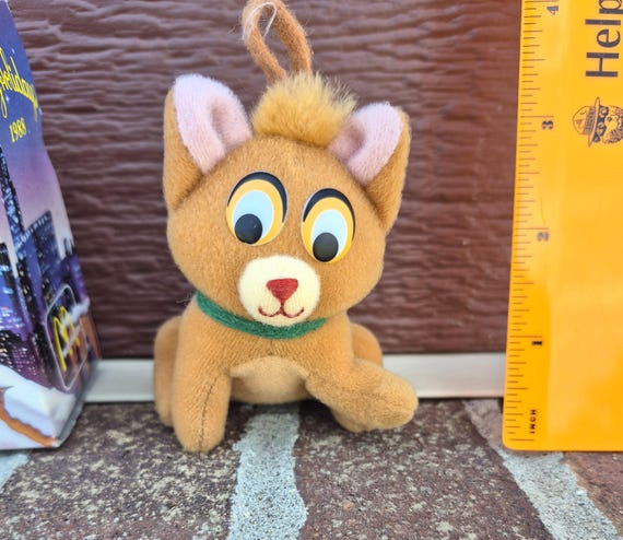 Vintage Walt Disney Oliver & Company Plush Musical Ornament From McDonald's, Happy Holidays 1988, Oliver the Cat, Disney Collectible