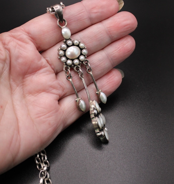 A Beautiful Antique Solid Silver Long Dangling Pe… - image 6
