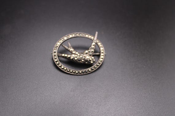 Original Art Deco Solid Silver & Marcasite Swallo… - image 2