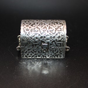 A Very Sweet Good Quality "Solid Silver" Miniature Dome Top "Treasure Chest"Embossed Decoration "London Hallmark" 1994 By "Ari D Norman"