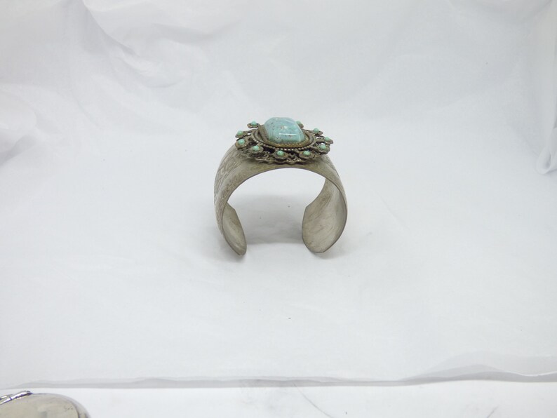 Large Vintage 1940/'s Wide Silver Plated Cuff Decorated With Raised Rose Pattern /& With A Large Applied Faux Turquoise Center Piece Statement