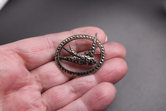 Original Art Deco Solid Silver & Marcasite Swallo… - image 1