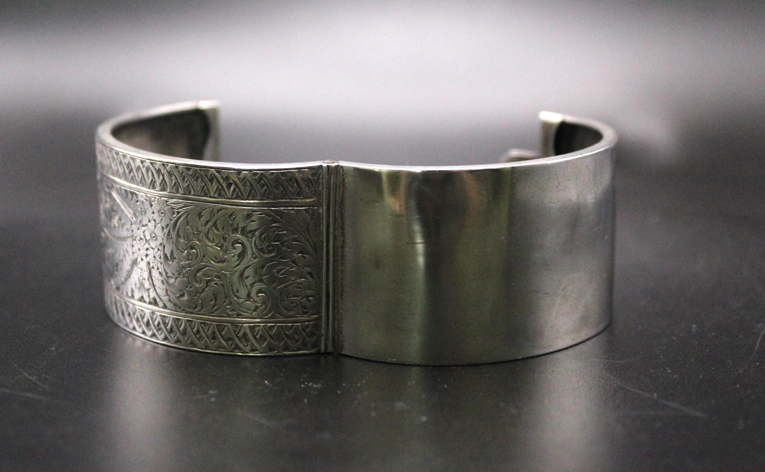 最終値下げ新品♦️銀細工 純銀コースター SILVER骨董 4個セット Vintage Silver and Turquoise Inlay Marijuana G&S Biker Slave