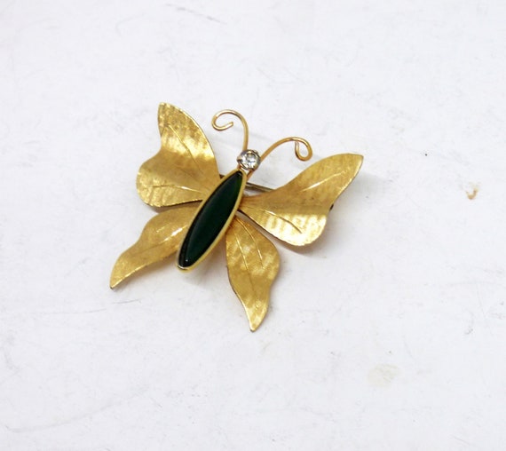 Pretty And Stylish Vintage 1960s Gold Plated Faux… - image 3