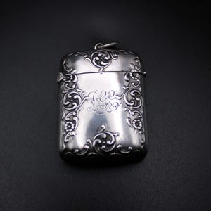 Quality Antique Pocket Shaped Solid Silver Vesta Case/Pendant Top Ring Repousse Decoration Art Nouveau Design Hallmark Birmingham 1903